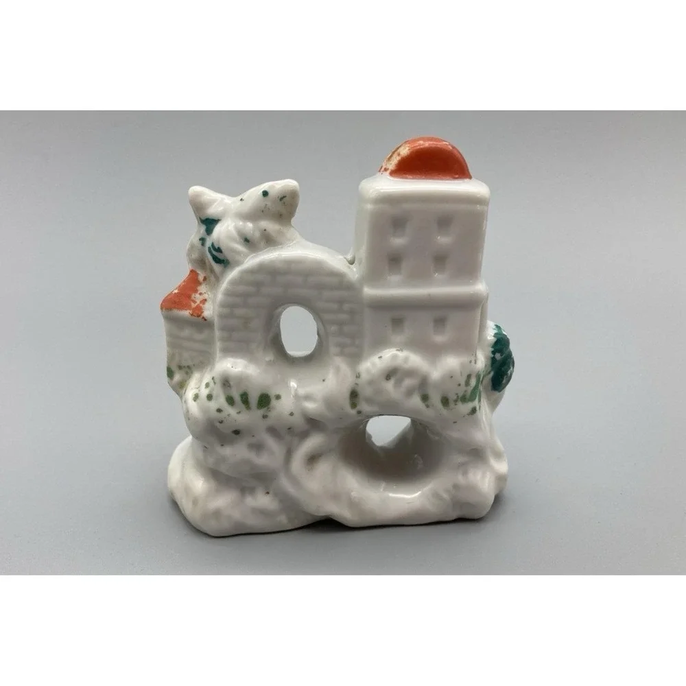 Vintage glazed ceramic porcelain aquarium decoration oriental castle Japan 1950s